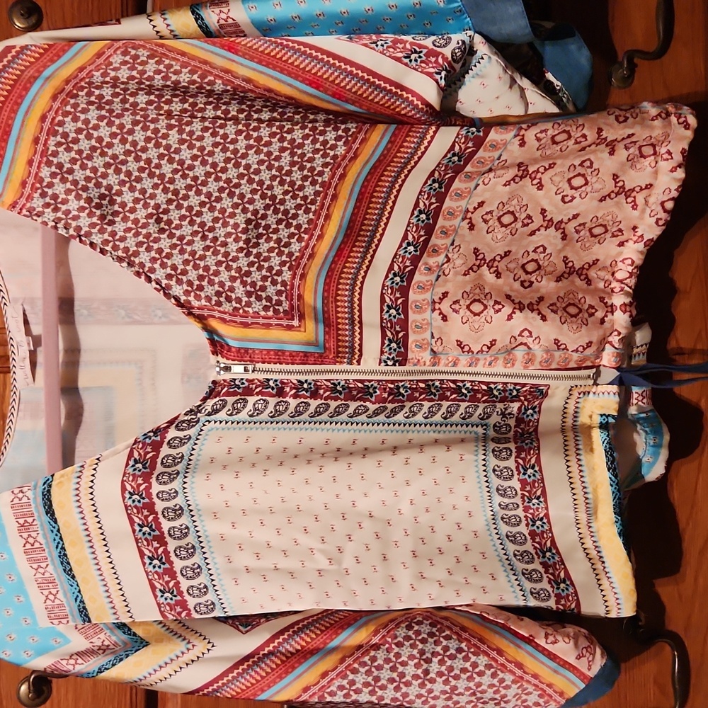 Willow n Root Zip up.